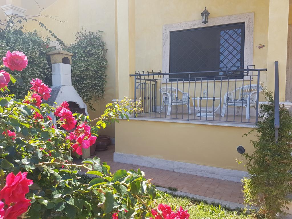 A Mare Roma Villa Casal Palocco Exterior photo